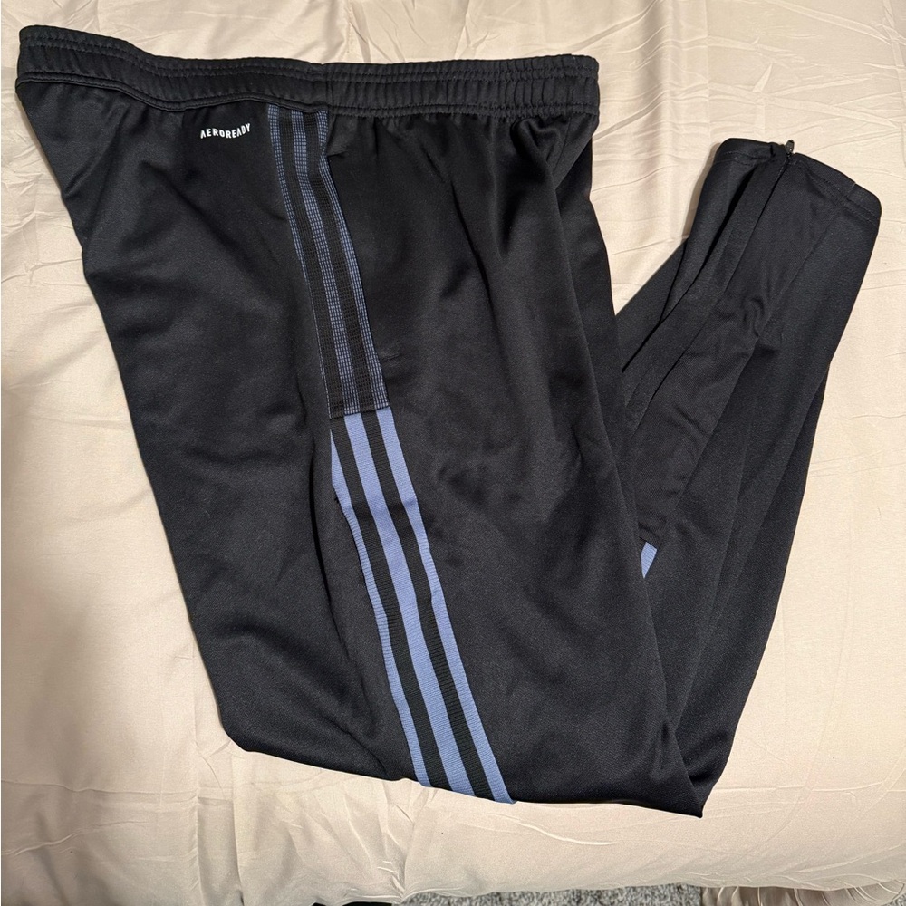 Adidas Tiro football/soccer tapered pant L